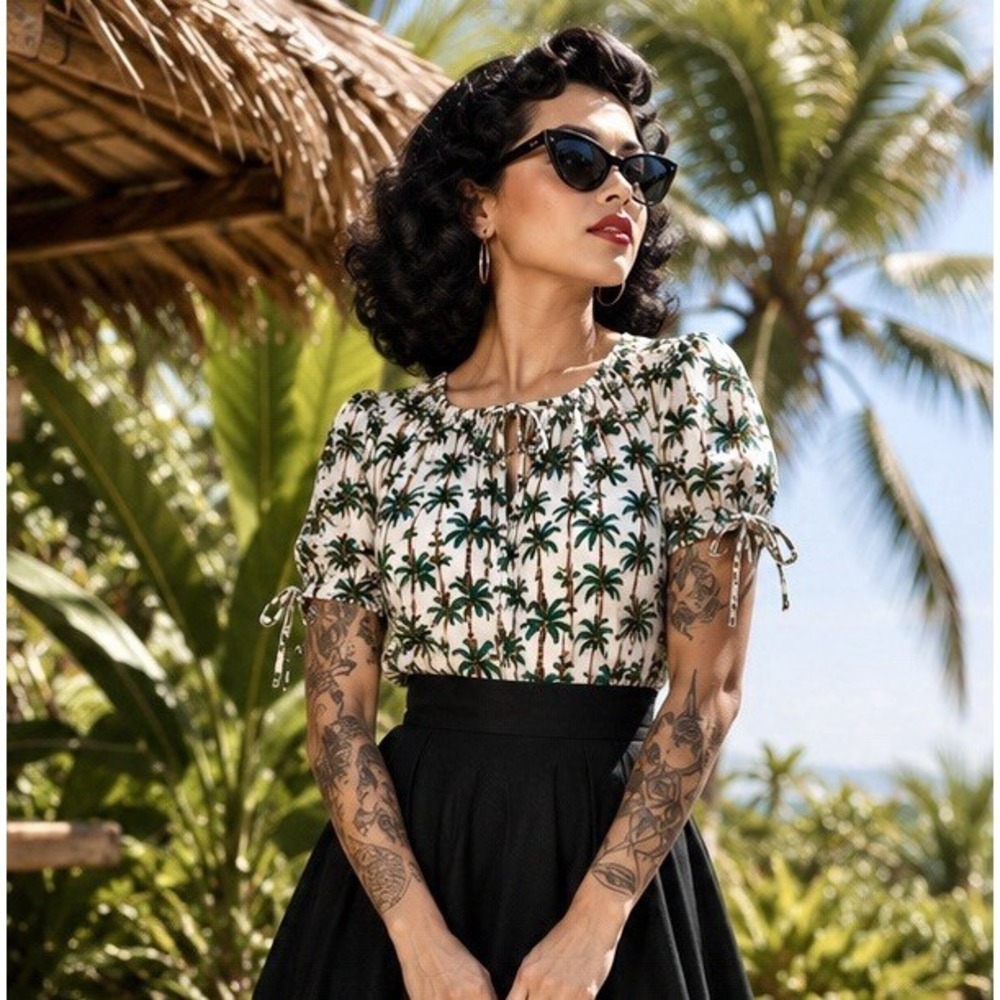 J. Crew Vintage Style Peasant Blouse XL. Palm Trees Tiki White Hawaiian Retro